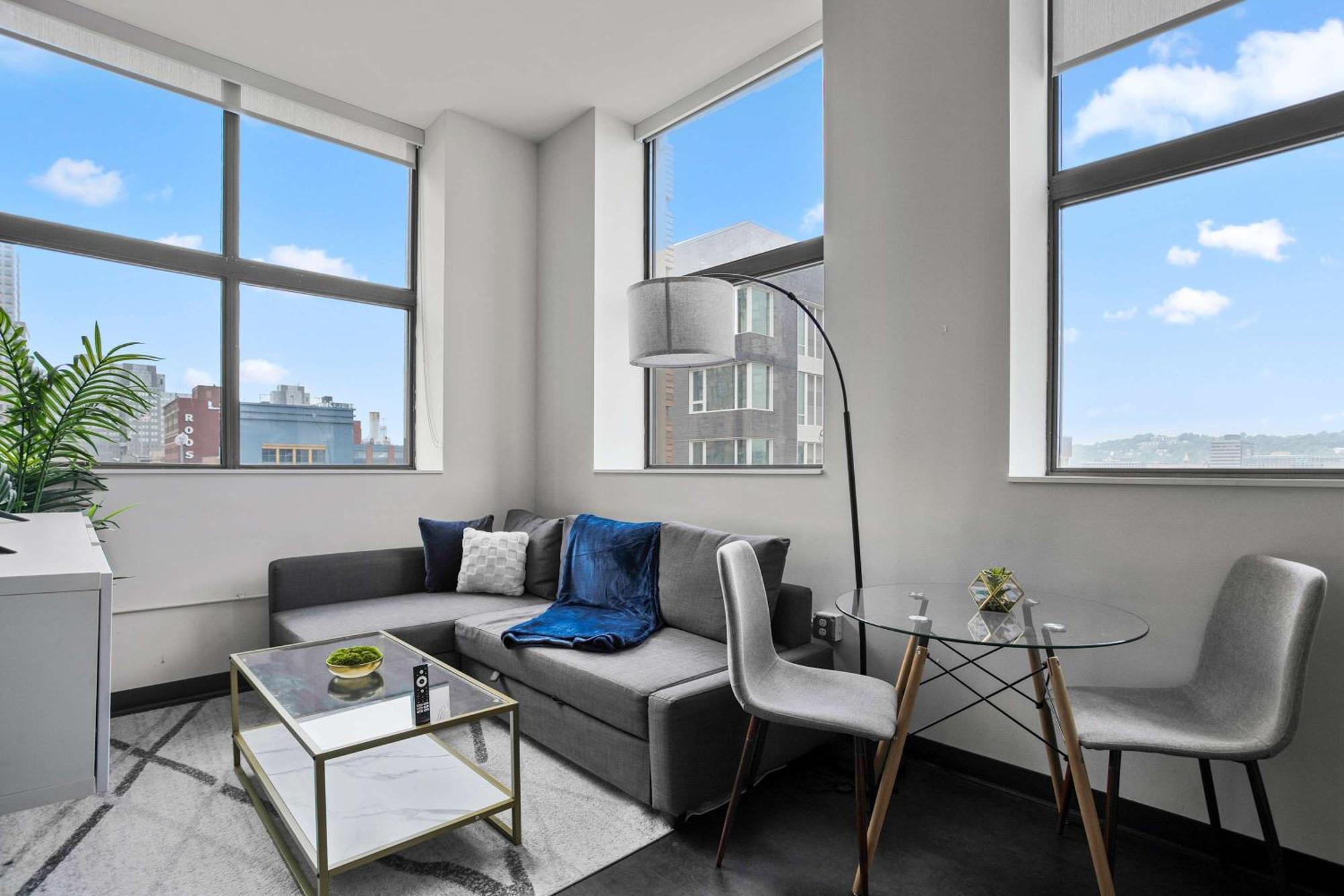 Cozysuites Modern 1br In Downtown Pitts 12 *
