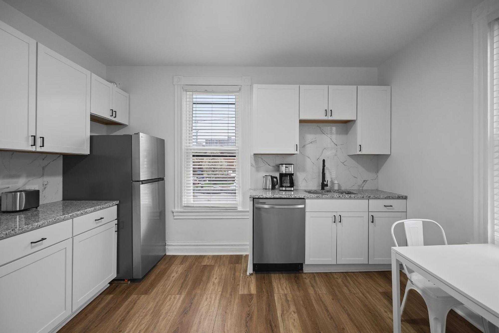 Shadyside, !g Modern And Bright Private Bedroom With Shared Bathroom Pittsburgh
