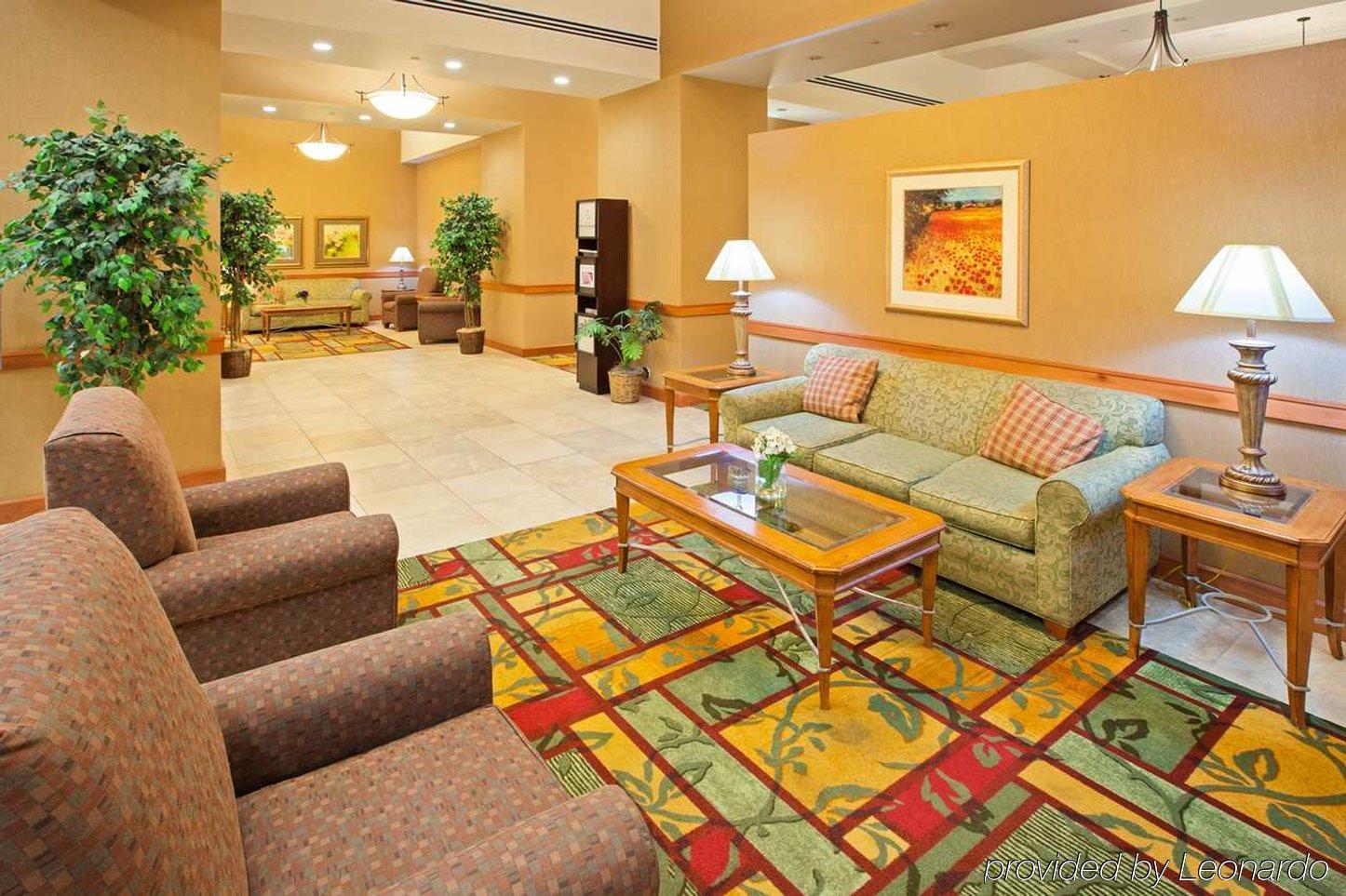 Hotel Hampton & Downtown 3*