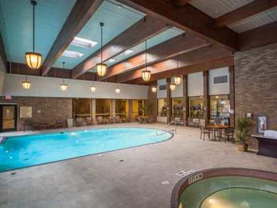 Hotel Doubletree By Hilton Pittsburgh-green Tree