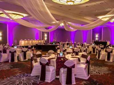 Doubletree By Hilton Pittsburgh-green Tree