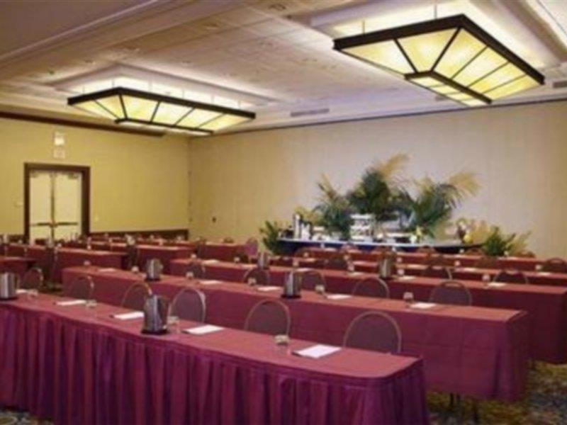 Doubletree By Hilton Pittsburgh-green Tree