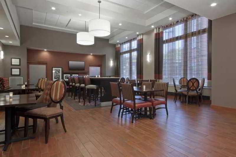 Hampton & Downtown Hotel 3*