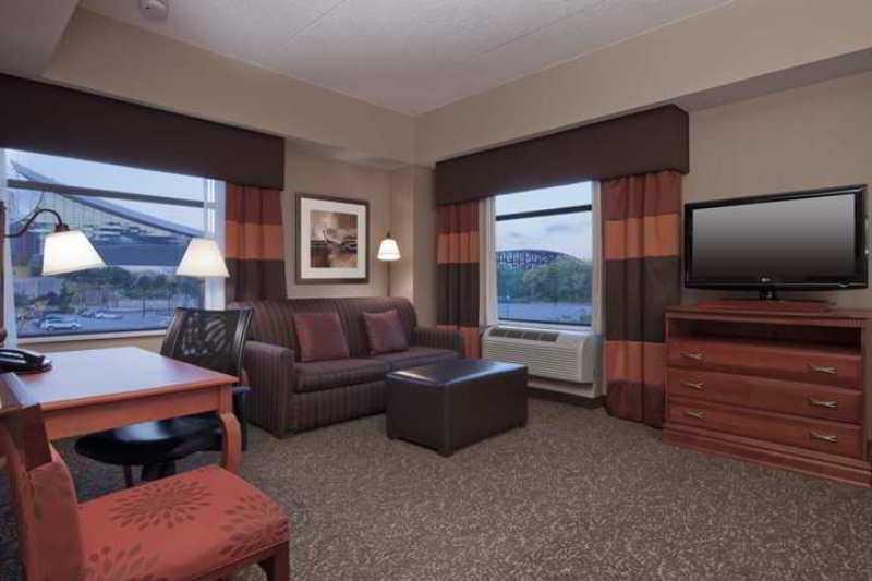 Hampton & Downtown 3* Pittsburgh