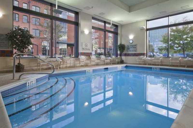 Hampton & Downtown 3*