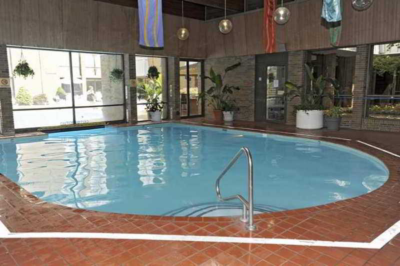 Doubletree By Hilton Pittsburgh-green Tree