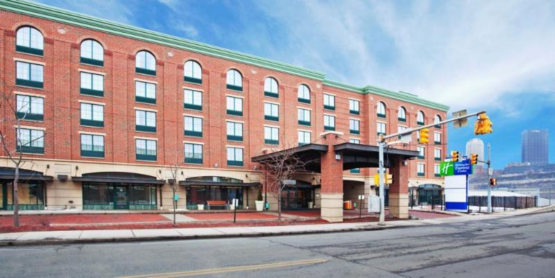 Express & Pittsburgh-south Side By Ihg Hotel Pittsburgh