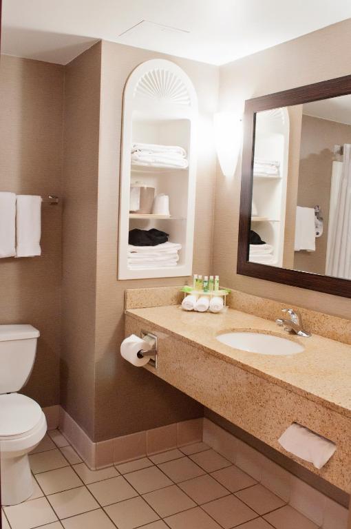 Hotel Express & Pittsburgh-south Side By Ihg
