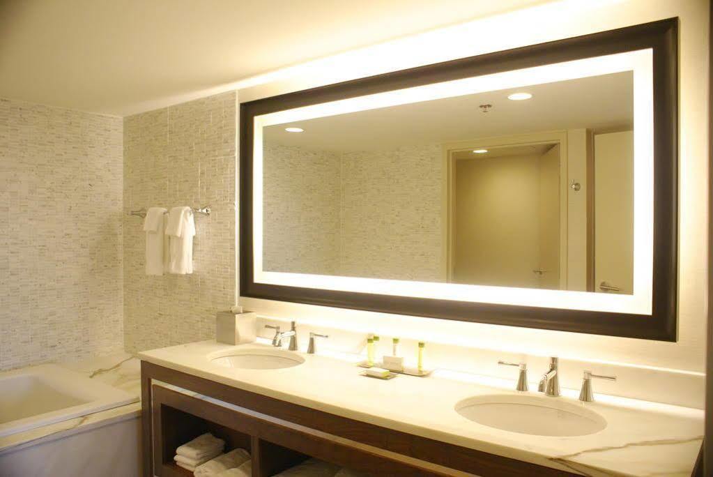 Doubletree By Hilton Pittsburgh-green Tree