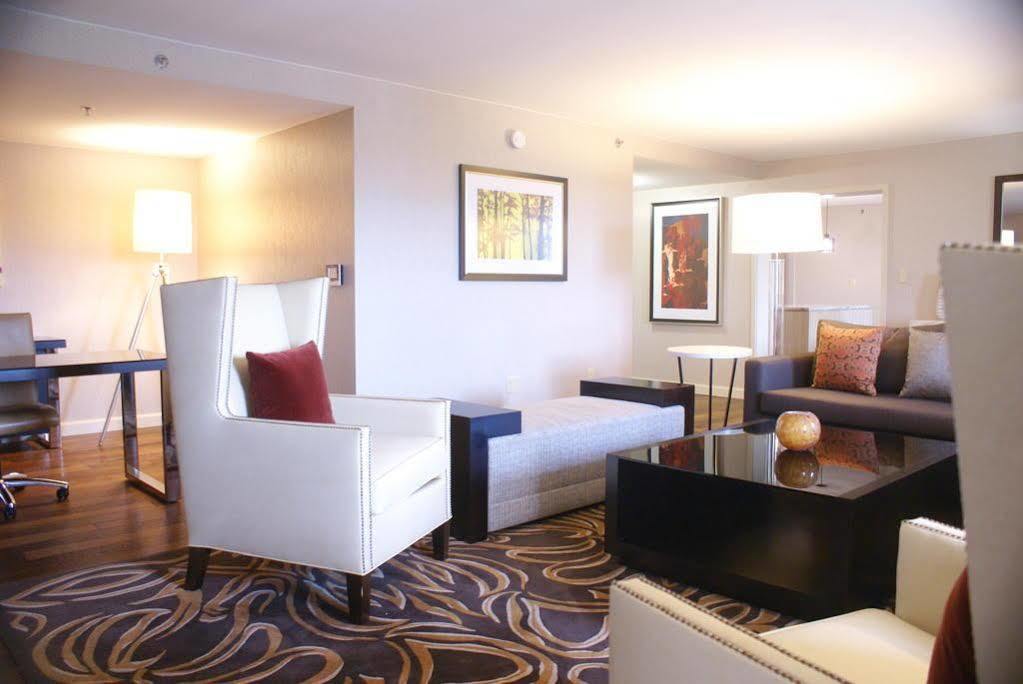 Doubletree By Hilton Pittsburgh-green Tree 4* Pittsburgh