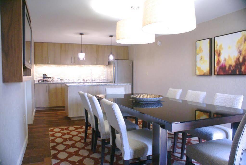 Hotel Doubletree By Hilton Pittsburgh-green Tree