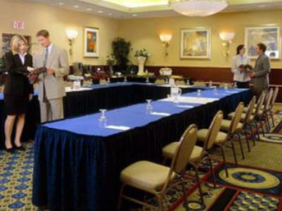Holiday Inn Pittsburgh-International Airport Hotel 2*