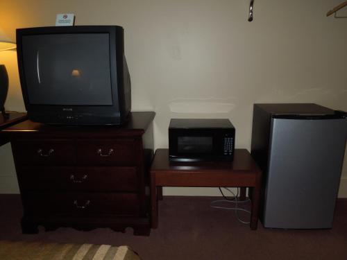 Hilltop Pittsburgh 3* Crafton